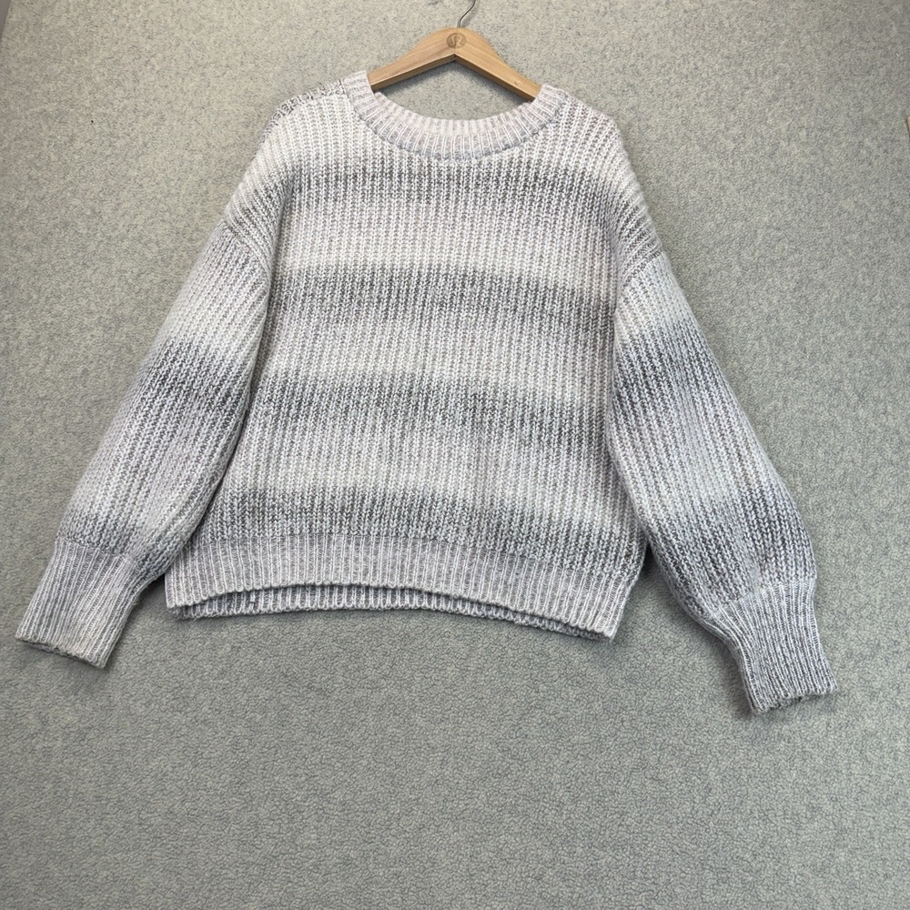 Universal Thread Women's Chunky Knit Striped Crewneck Sweater Gray Ivory S